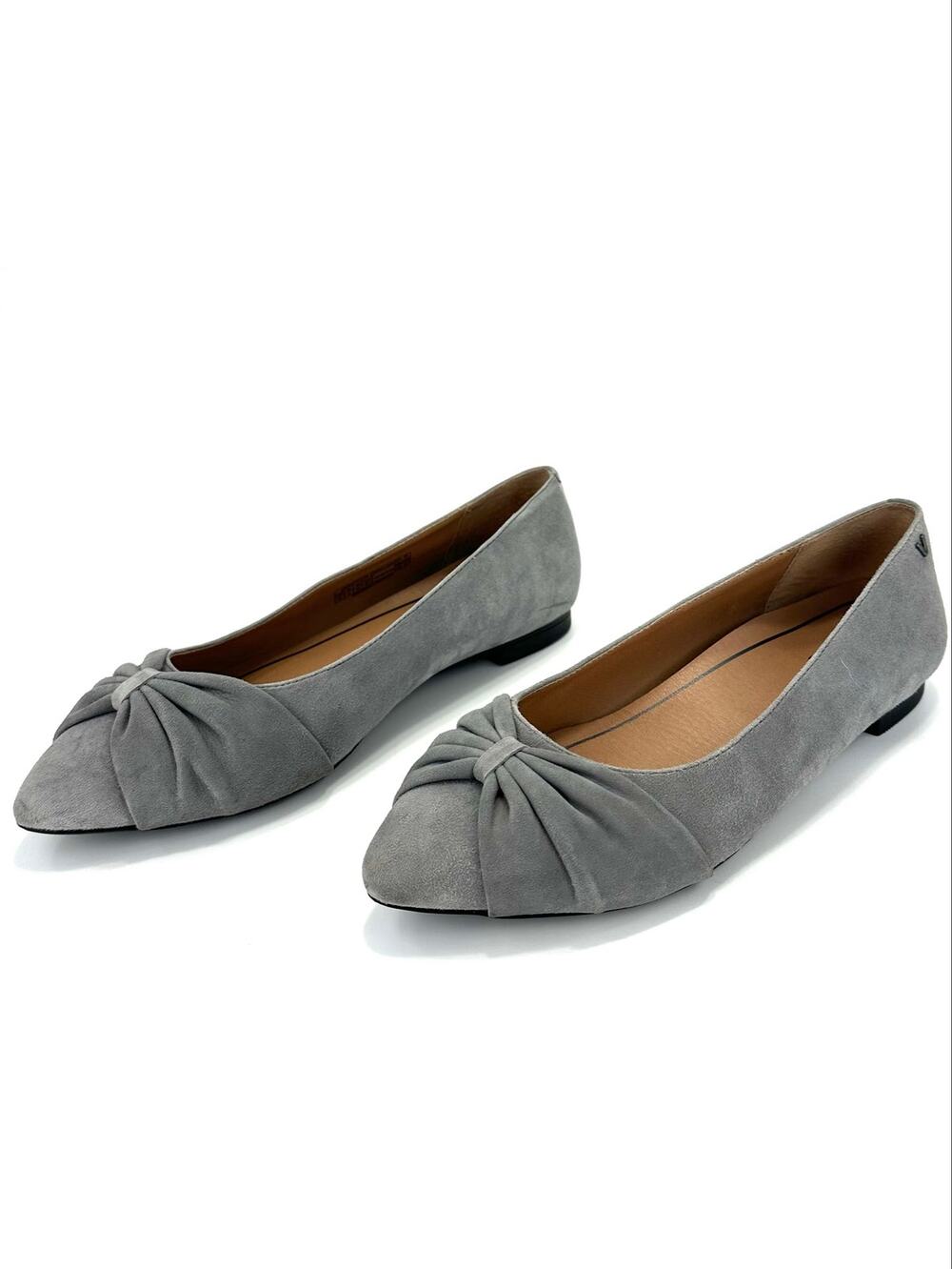 Vionic Gramercy Ballet Flats Size 10/42 Gray Suede Arch Support Pointy Toe Comfy